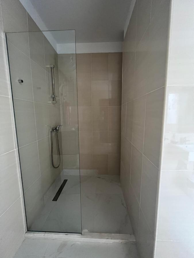 Center-Sea View Apartament,Sarandë Exterior foto